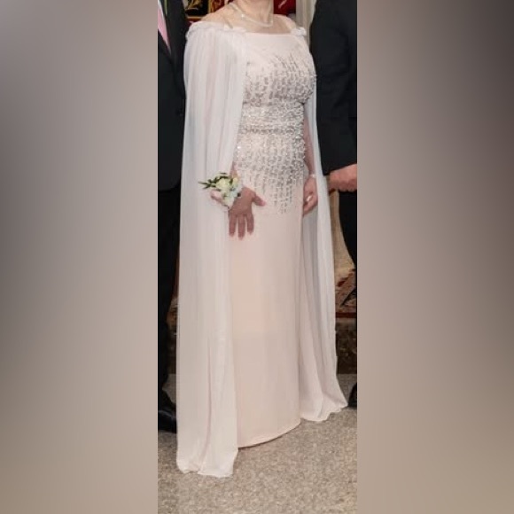 Elegant evening dress, bought from Turkey, worn once! - Picture 15 of 15